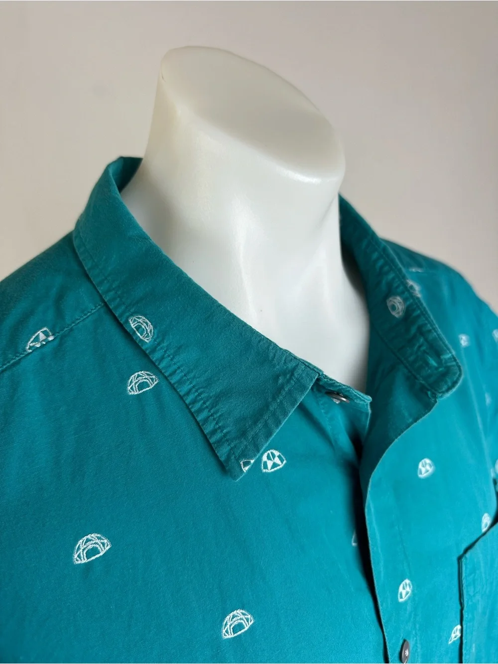 The North Face Baytrail Short-Sleeve Shirt in Micro Print Teal